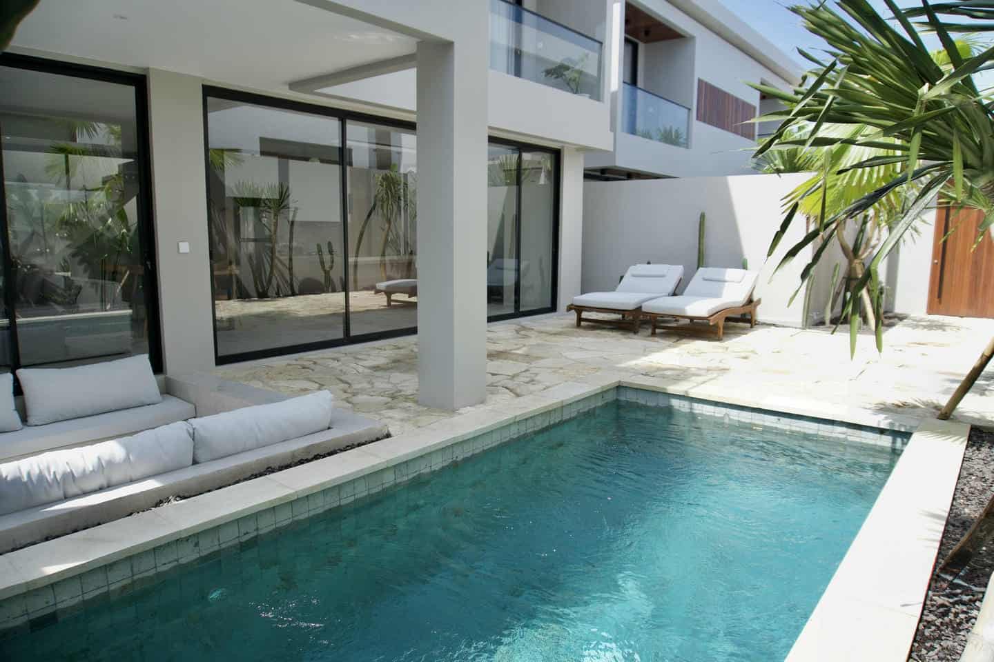 LUXURY 2 BEDROOM VILLA WITH PRIVATE POOL FOR SALE LEASEHOLD IN UNGASAN BALI BE-747 